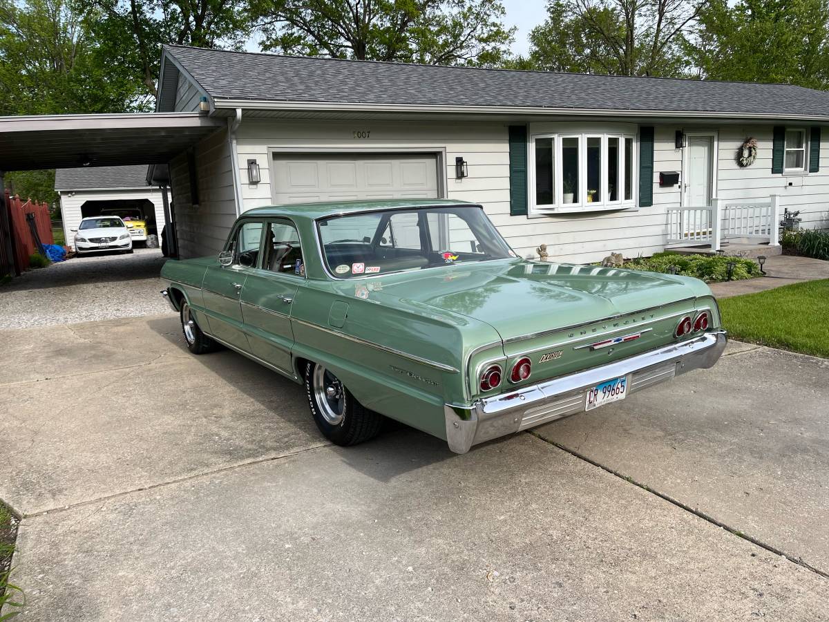 Chevy-bel-air-1964-green