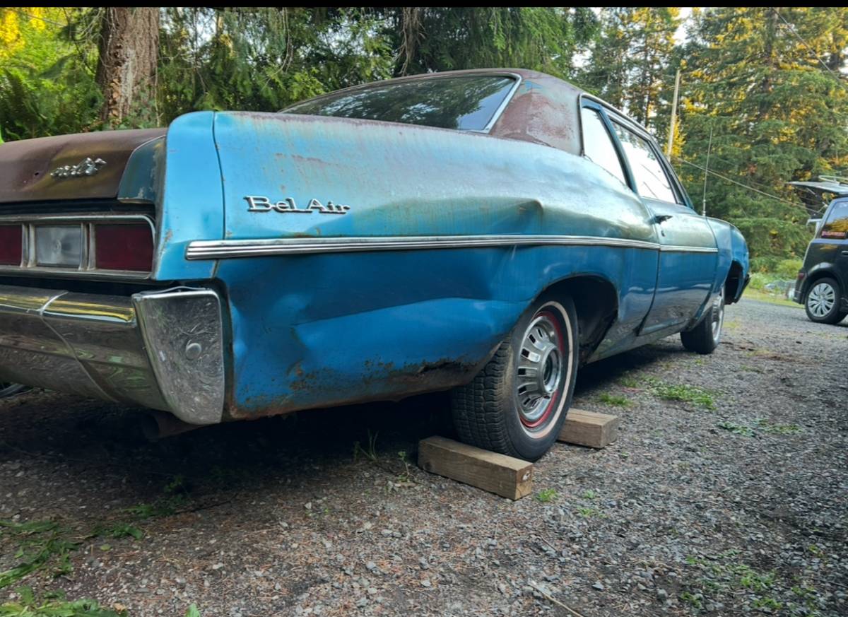 Chevy-bel-air-1967-blue-2