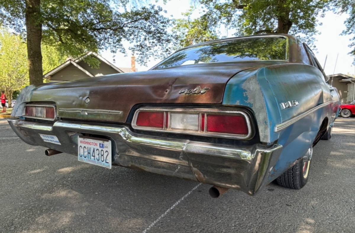 Chevy-bel-air-1967-blue-7