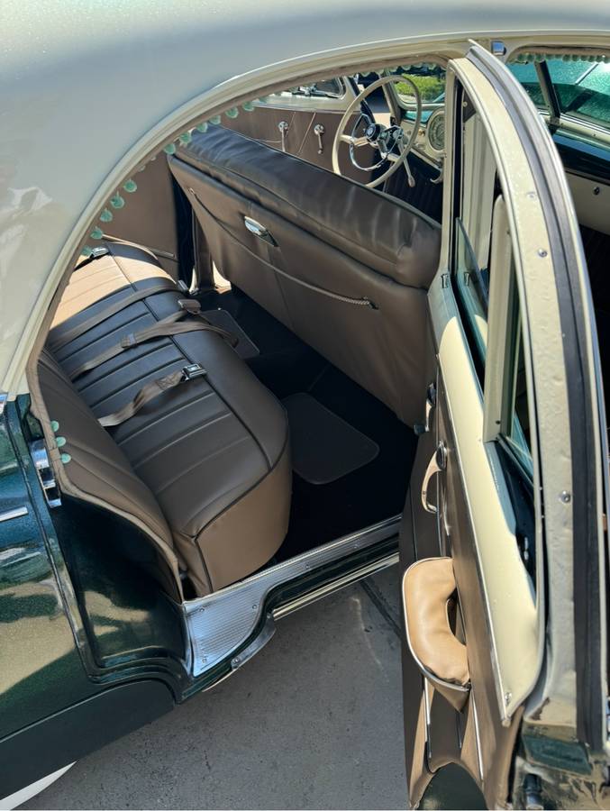 Chevy-bel-air-deluxe-1950-green-5