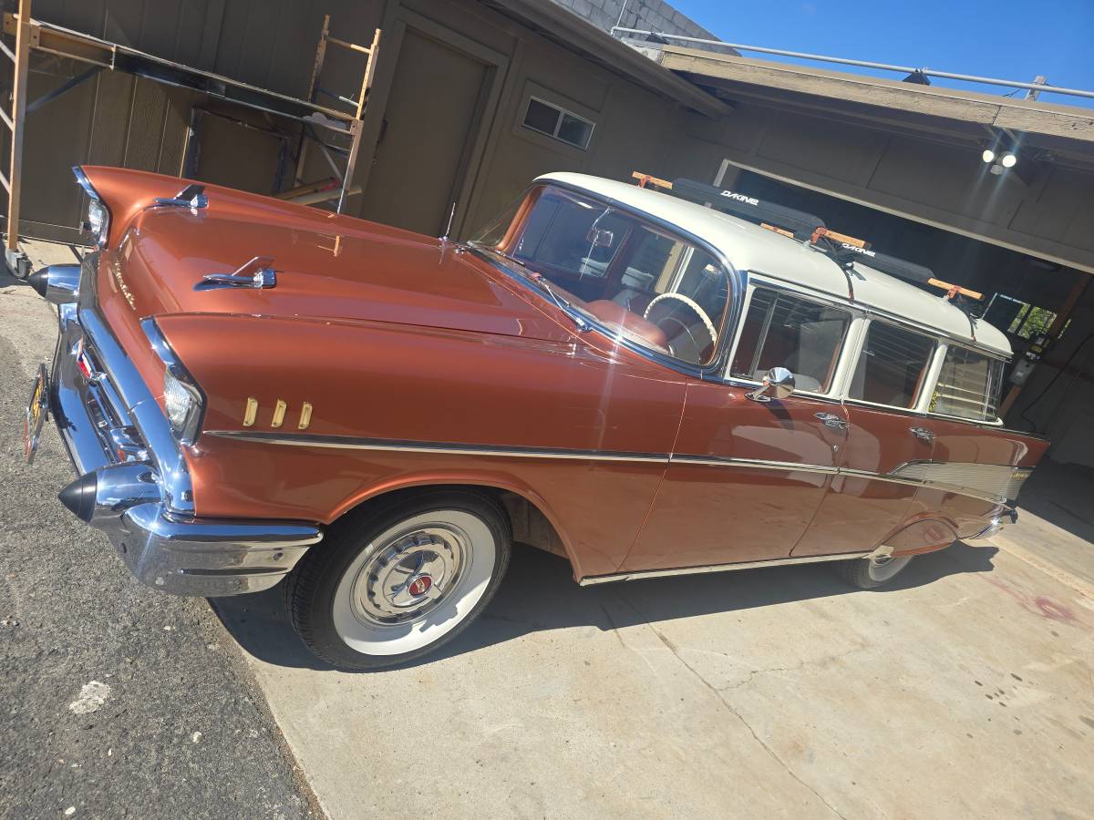 Chevy-bel-air-wagon-1957-brown-6