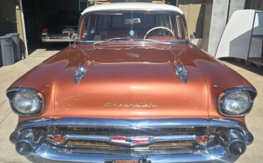 Chevy-bel-air-wagon-1957-brown-8