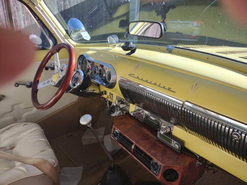 Chevy-belair-1953-yellow-4