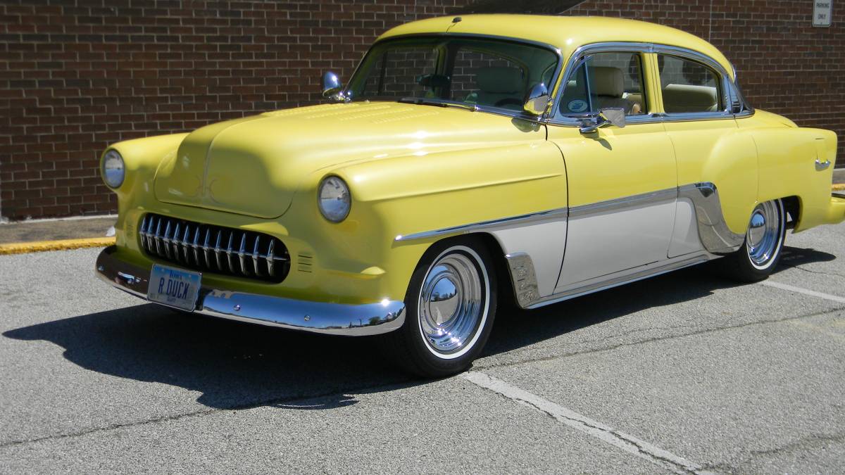 Chevy-belair-1953-yellow