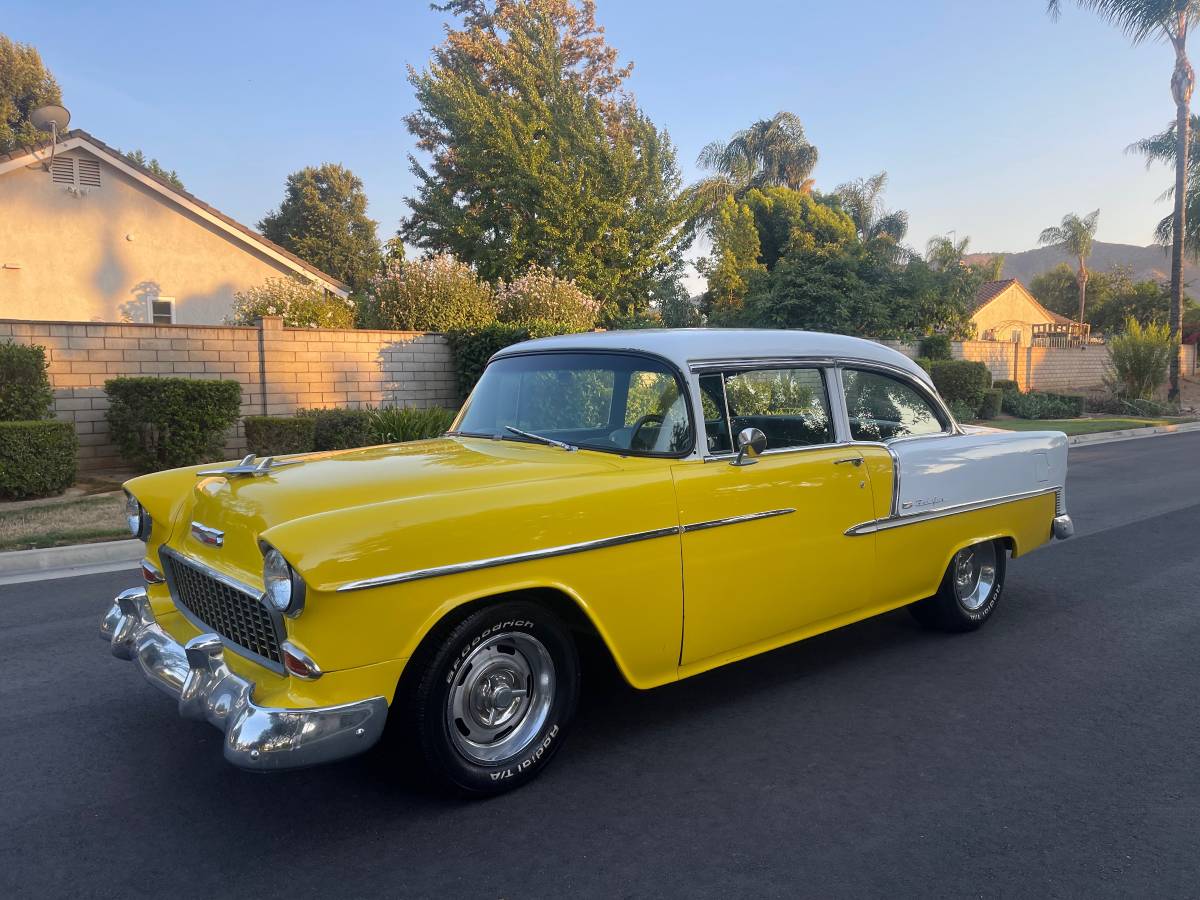 Chevy-belair-1955-yellow-1