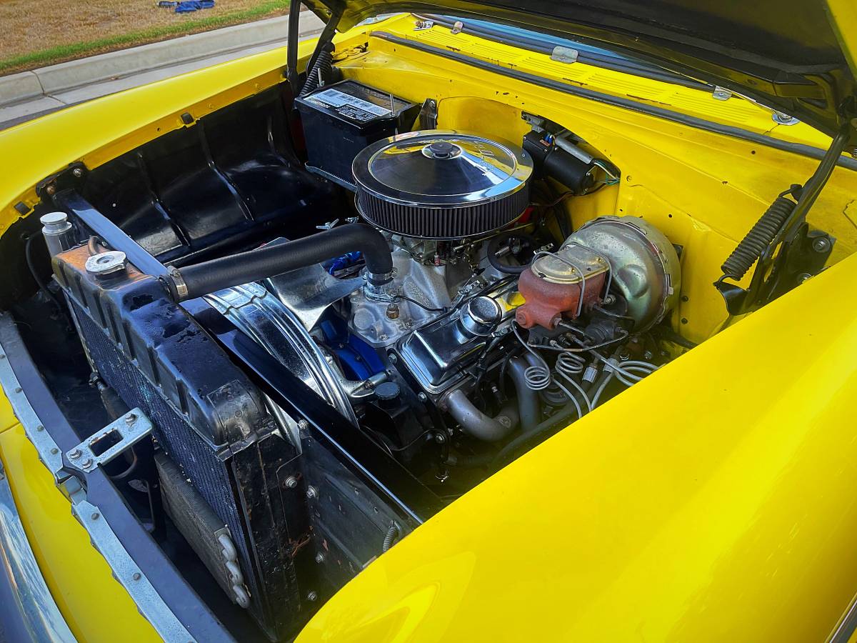 Chevy-belair-1955-yellow-17