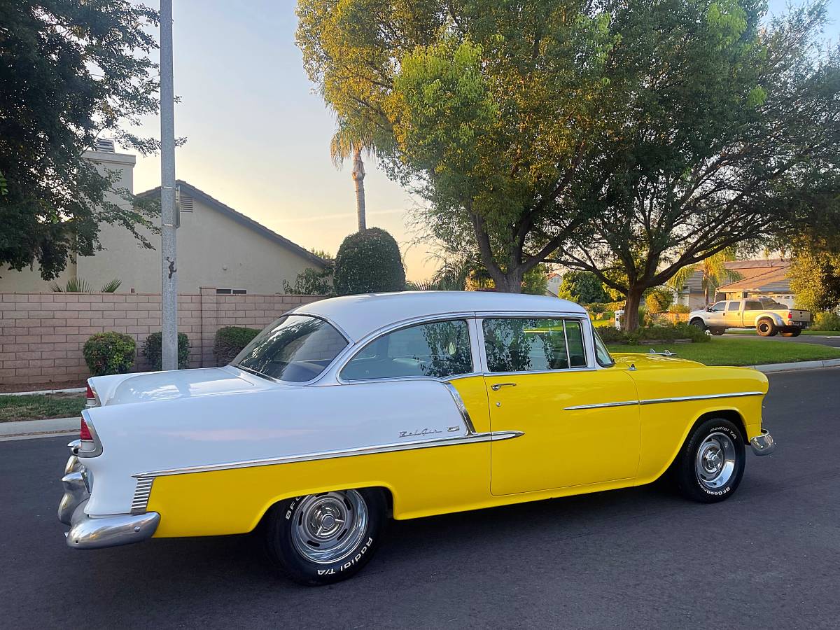 Chevy-belair-1955-yellow-9