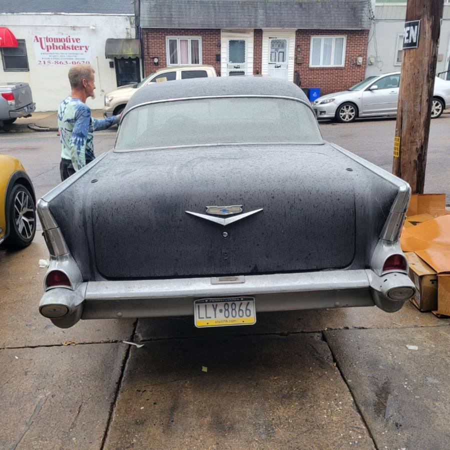 Chevy-belair-1957-black-4
