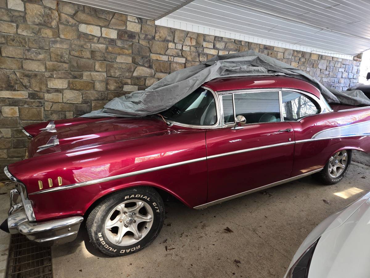 Chevy-bellaire-1957-red-1