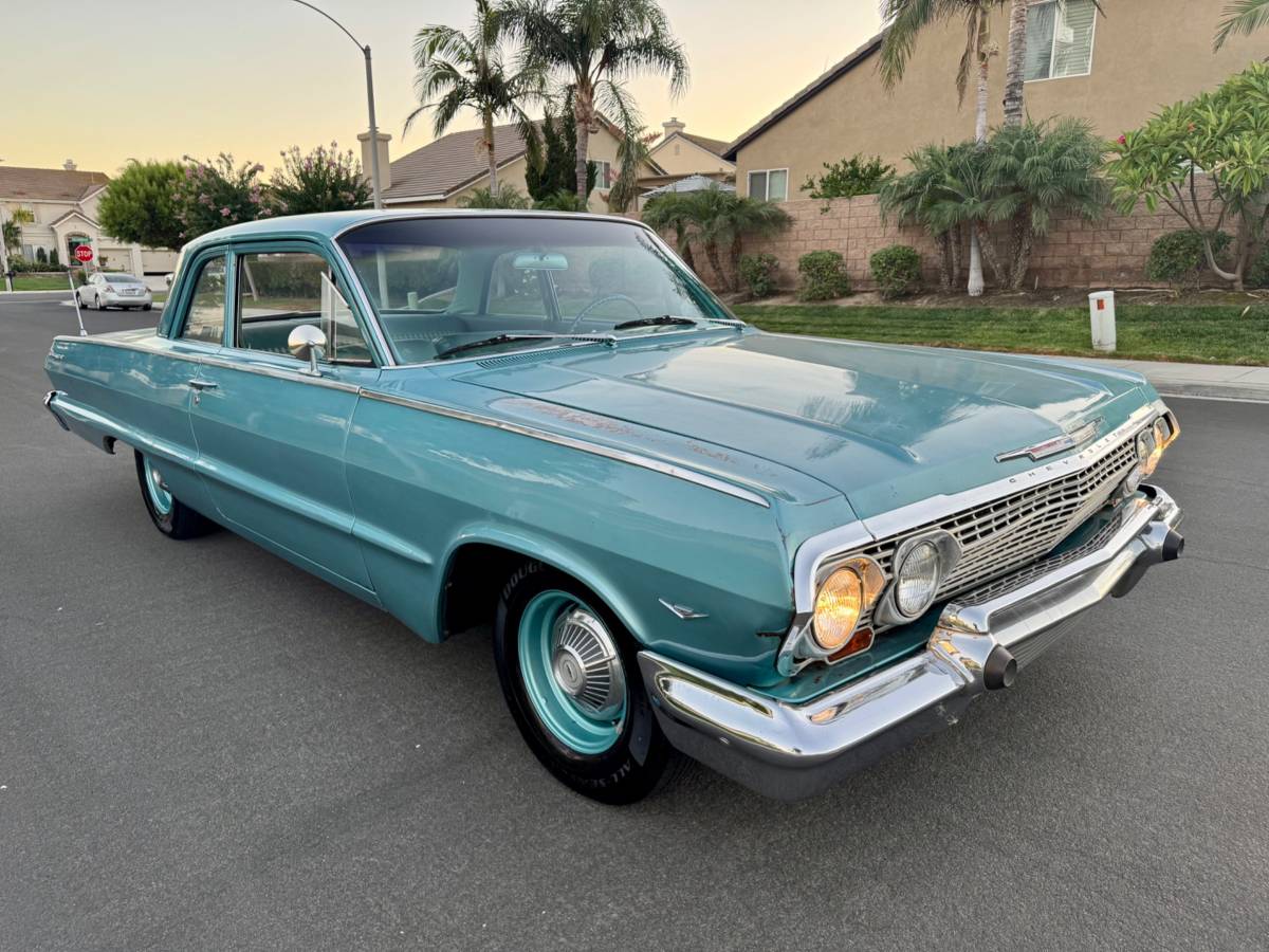 Chevy-biscayne-1963-1