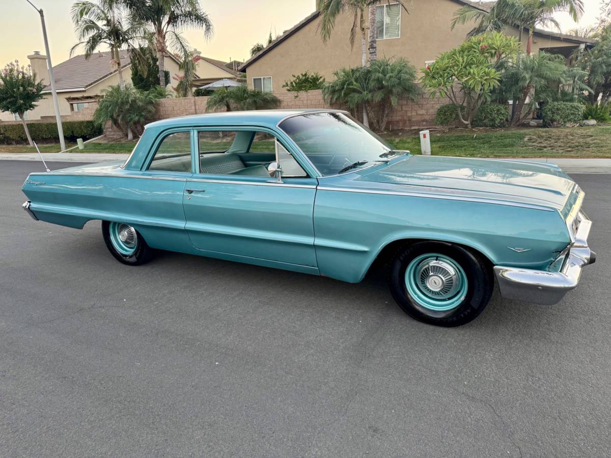 Chevy-biscayne-1963-3