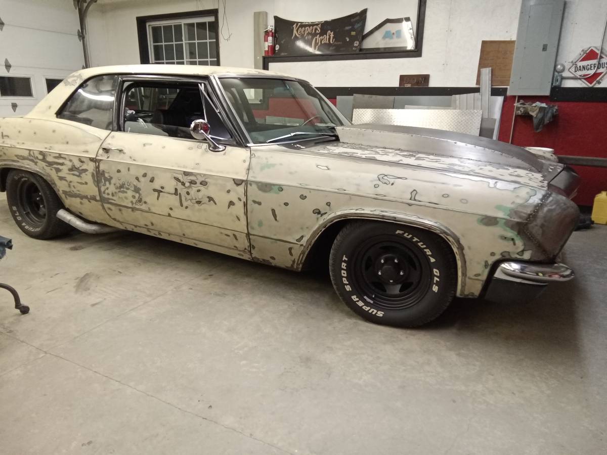 Chevy-biscayne-1966-1