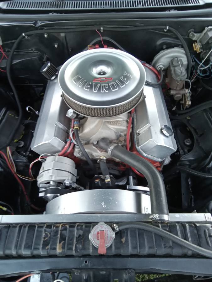 Chevy-biscayne-1966-4