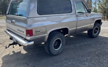 Chevy-blazer-1987-silver-19