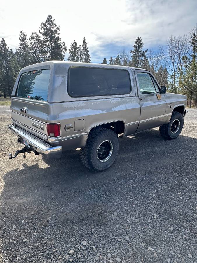 Chevy-blazer-1987-silver-19