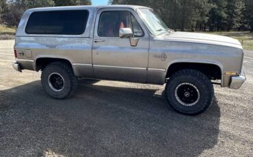 Chevy-blazer-1987-silver-7