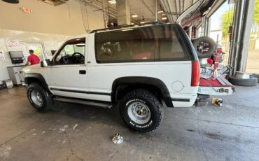 Chevy-blazer-1993-white-6