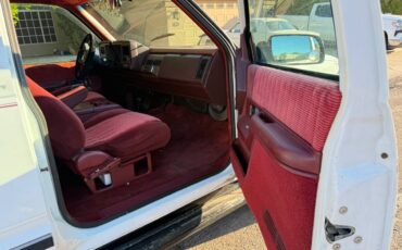 Chevy-blazer-1993-white-8