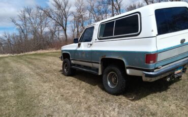 Chevy-blazer-4x4-1989-white-1