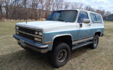 Chevy-blazer-4x4-1989-white