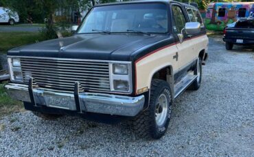 Chevy-blazer-4x4-k-5-1985-brown