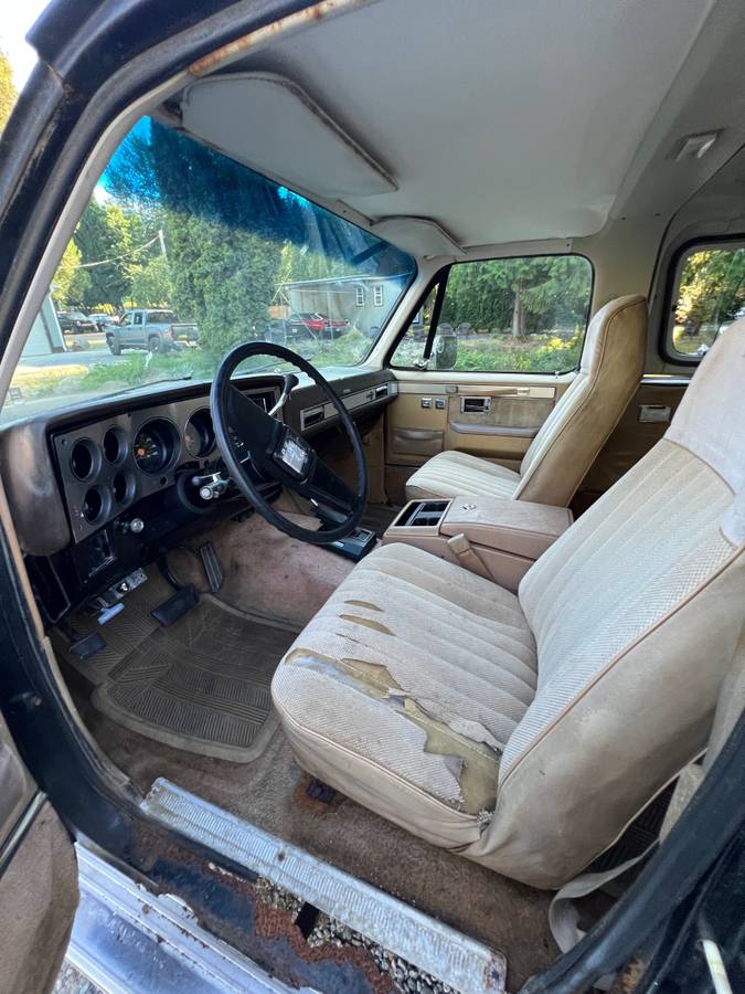 Chevy-blazer-4x4-k-5-1985-brown-4