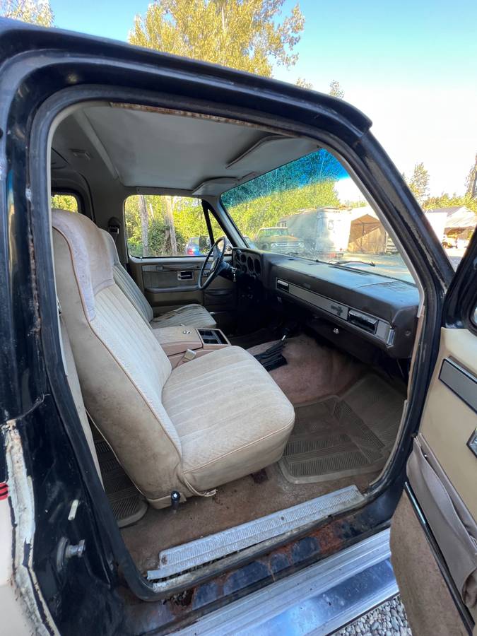 Chevy-blazer-4x4-k-5-1985-brown-5