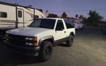 Chevy-blazer-classics-sport-4wd-1500-1994-white-1