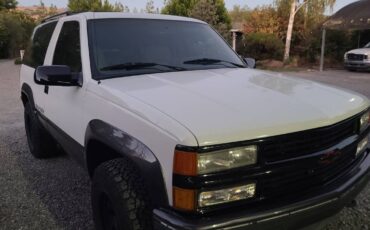 Chevy-blazer-classics-sport-4wd-1500-1994-white-10