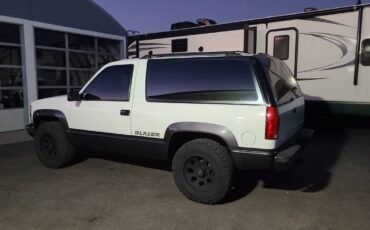 Chevy-blazer-classics-sport-4wd-1500-1994-white