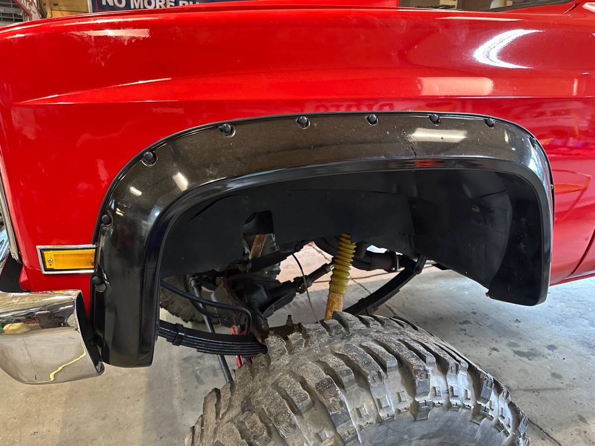 Chevy-blazer-k5-1984-red-1