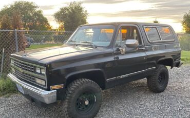 Chevy-blazer-k5-silverado-1989-black