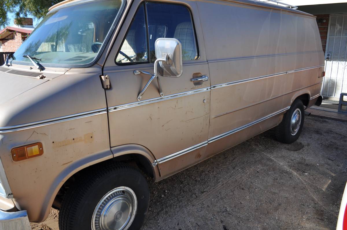 Chevy-bonanza-1979-brown-13