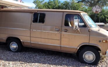 Chevy-bonanza-1979-brown-3