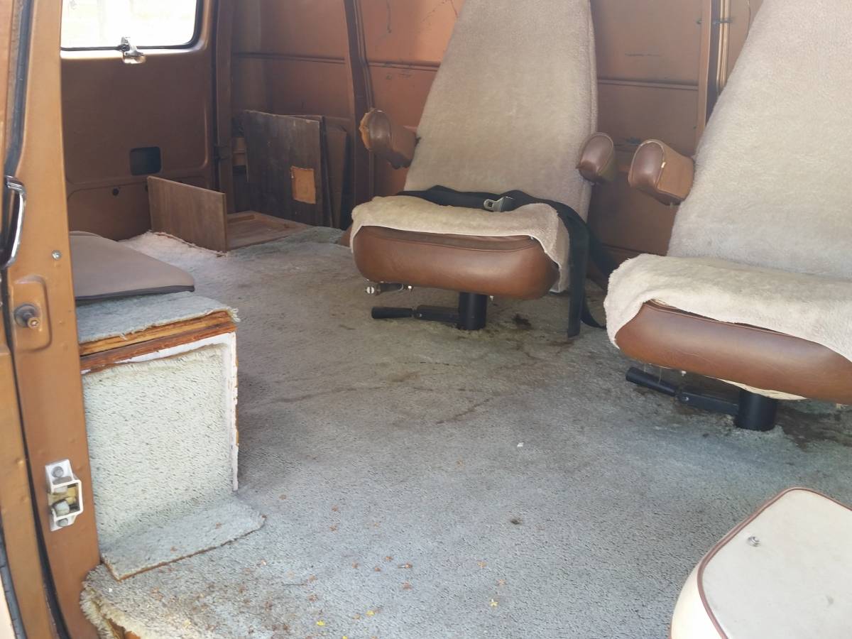 Chevy-bonanza-1979-brown-4