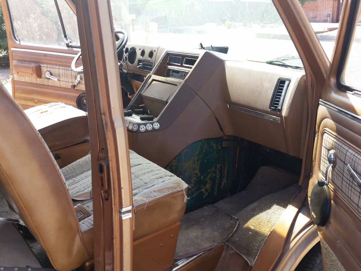 Chevy-bonanza-1979-brown-5