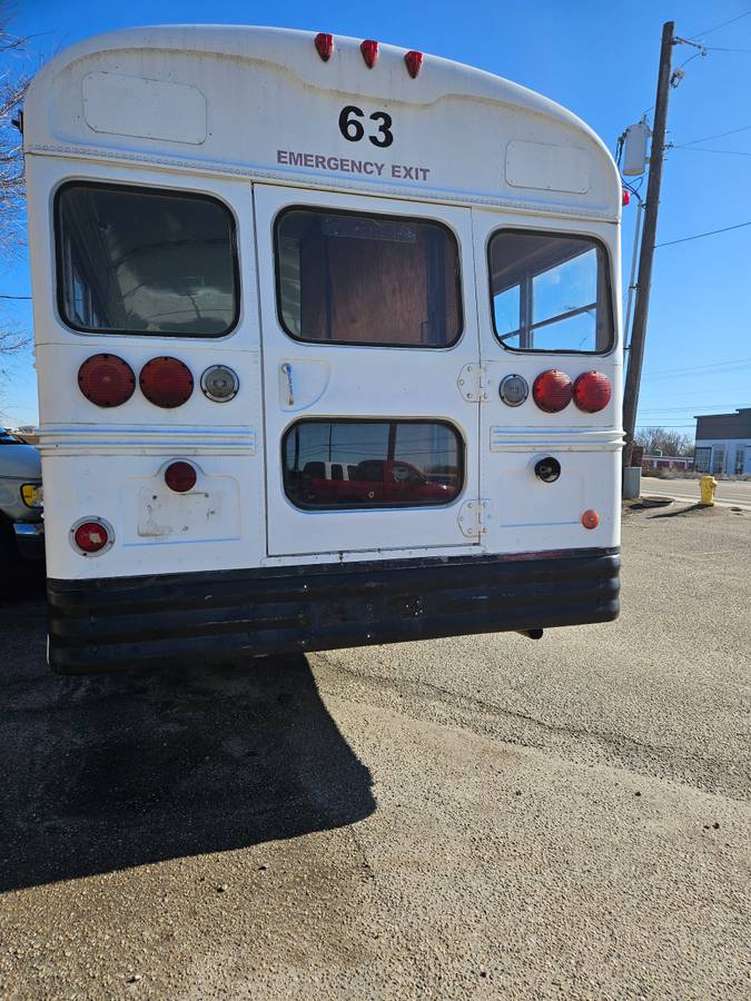 Chevy-bus-1981-4