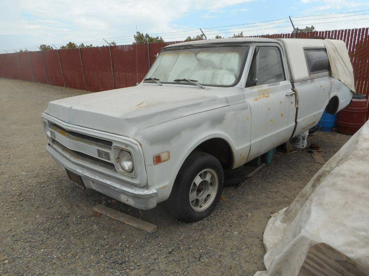Chevy-c-10-long-bed-1969-grey-7
