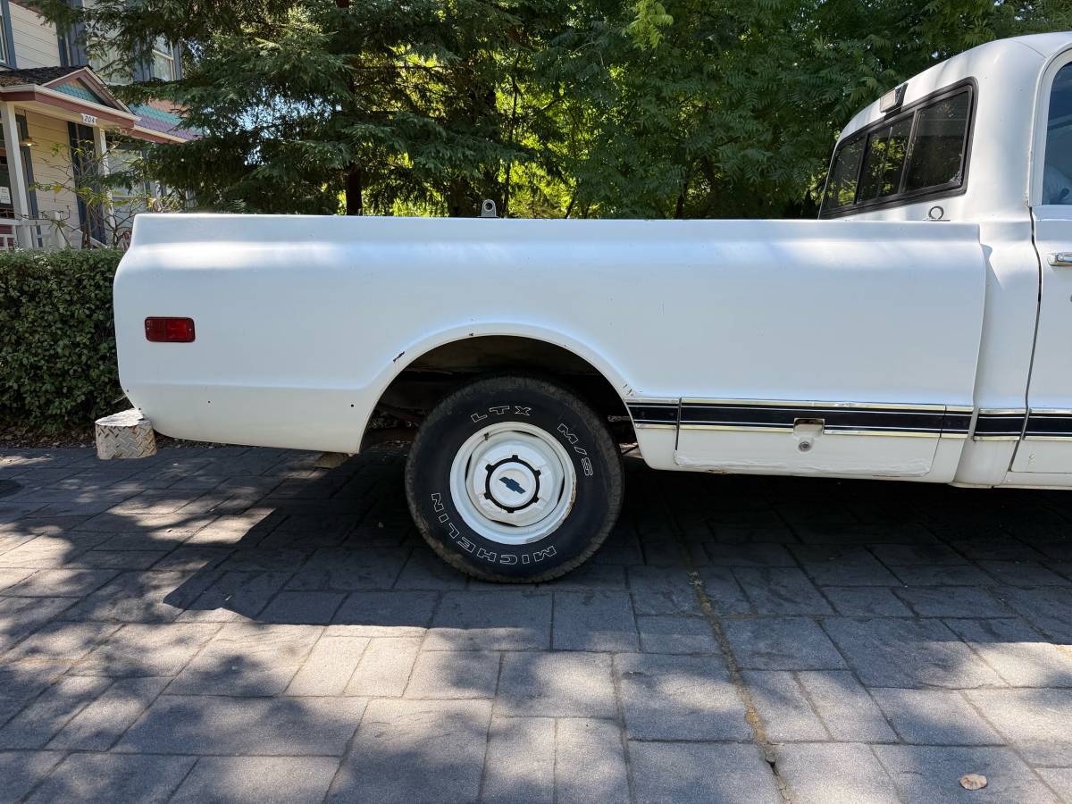 Chevy-c-10-pick-up-long-bed-1972-3