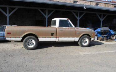 Chevy-c-20-custom-camper-1968-brown-2