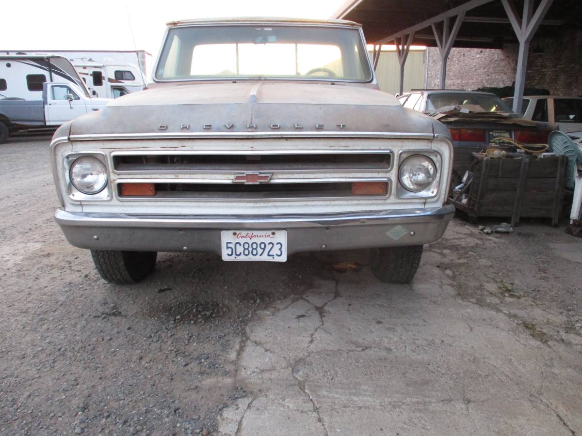 Chevy-c-20-custom-camper-1968-brown-6