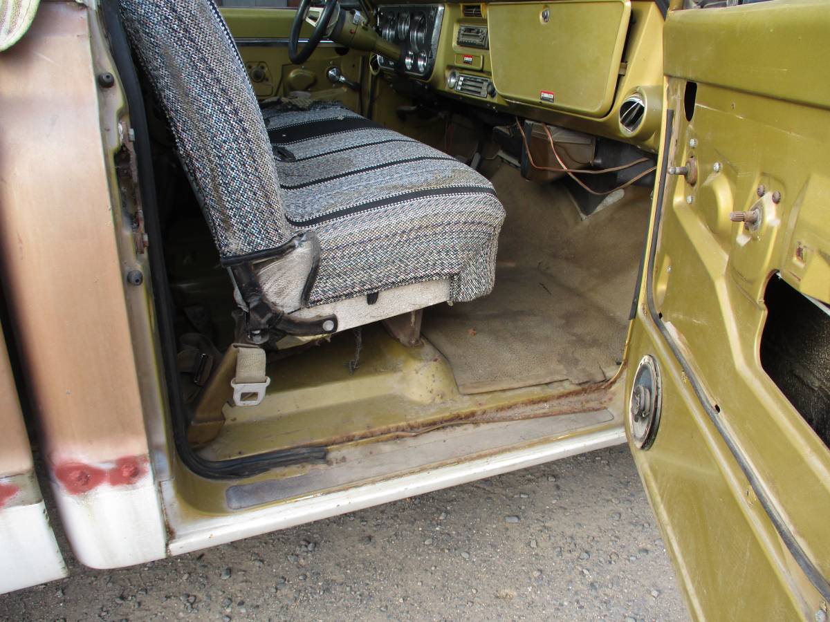 Chevy-c-20-custom-camper-1968-brown-9