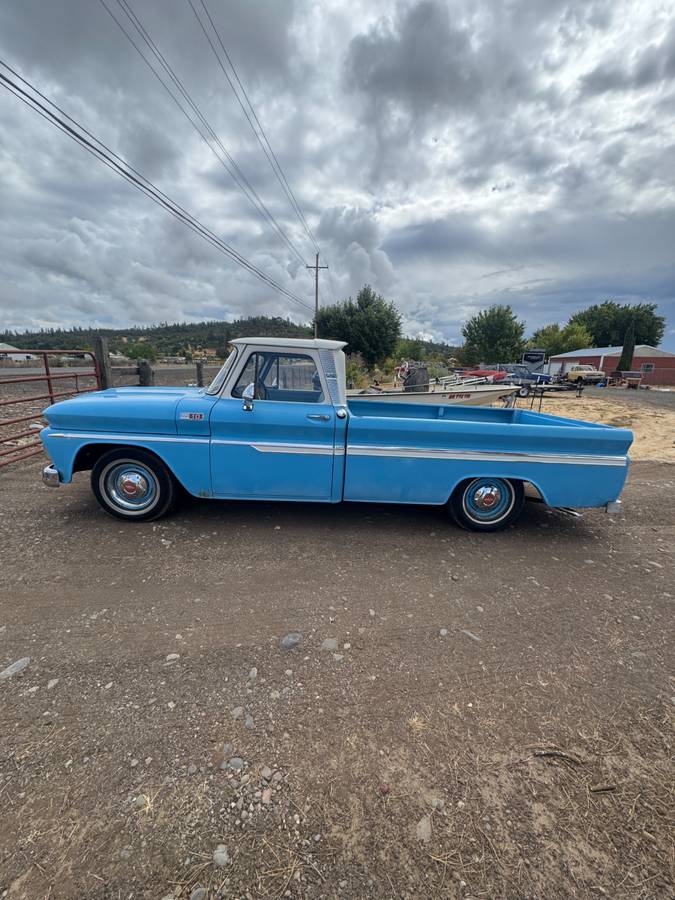 Chevy-c10-1965-blue-1