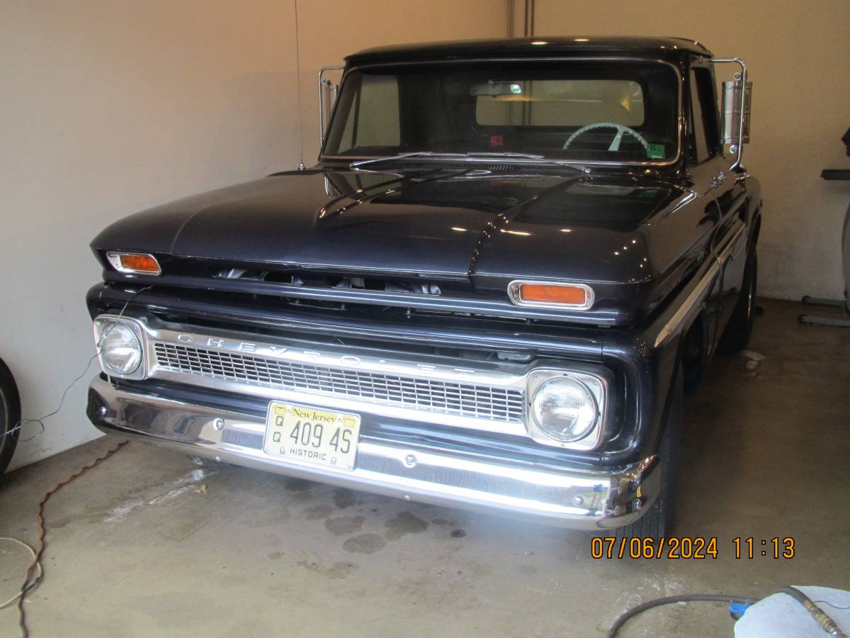 Chevy-c10-1965-purple-1