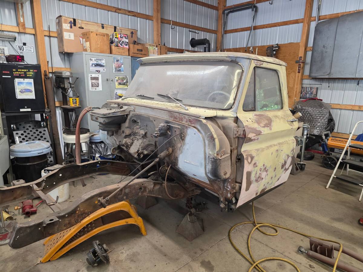 Chevy-c10-1965