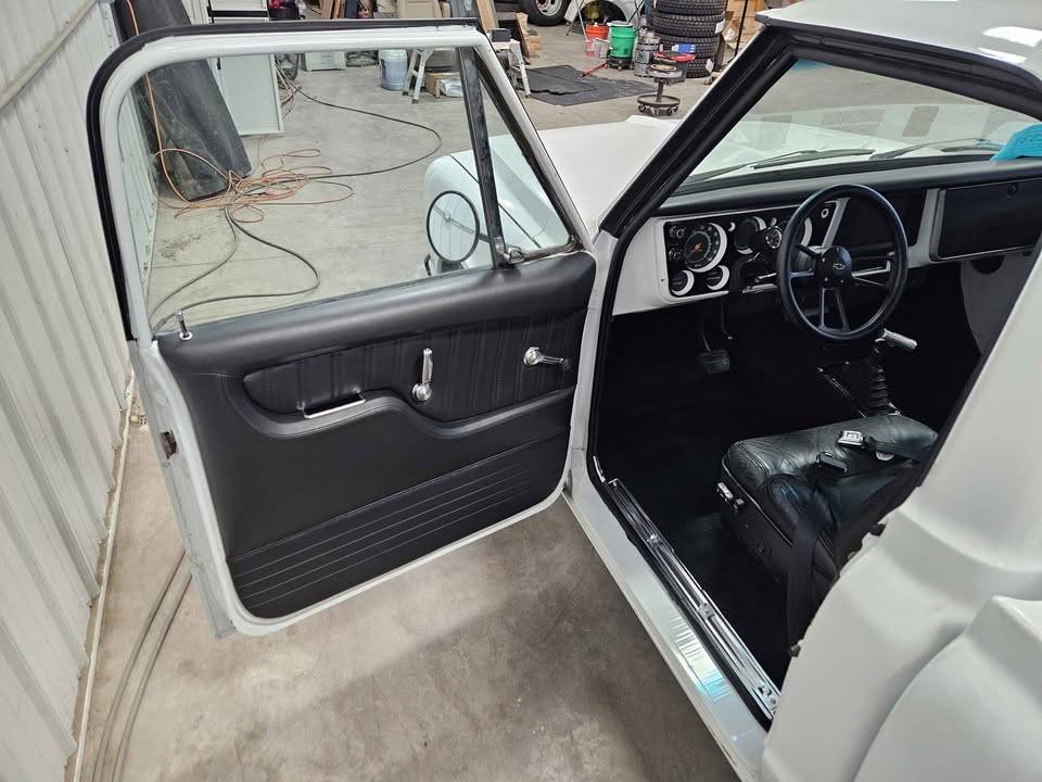 Chevy-c10-1967-12