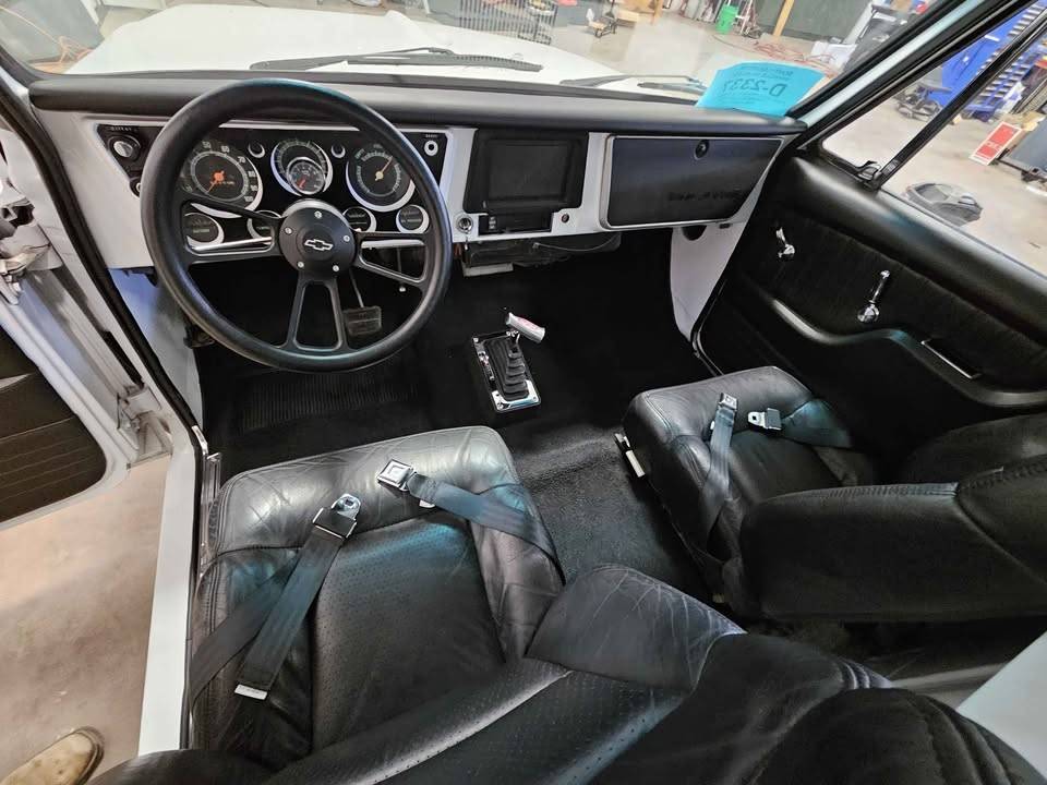 Chevy-c10-1967-14