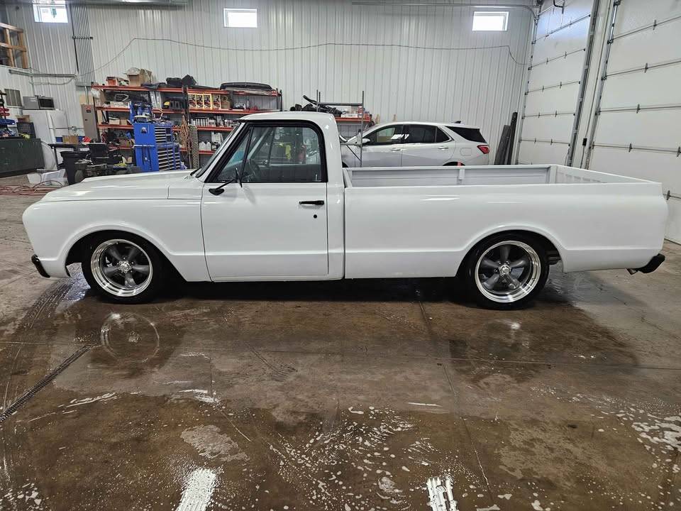 Chevy-c10-1967-9