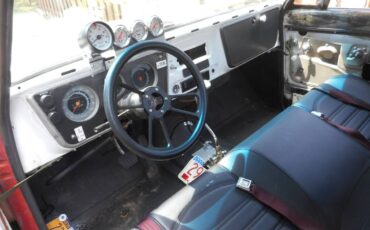 Chevy-c10-1967-custom-3