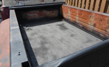 Chevy-c10-1967-custom-5